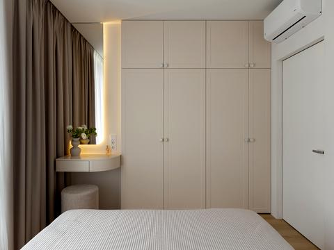 квартира по адресу Киев, Салютная ул., (Будинок 02301-02303)