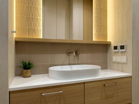 квартира по адресу Киев, Салютная ул., (Будинок 02301-02303)