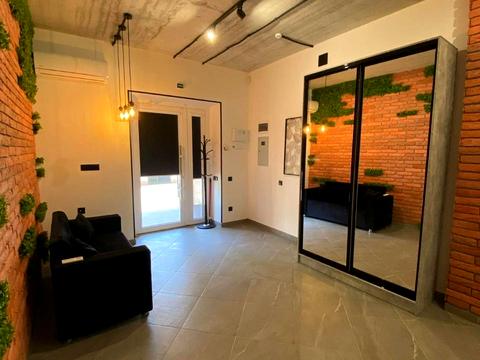 коммерческая по адресу Бастіонна ул., 1