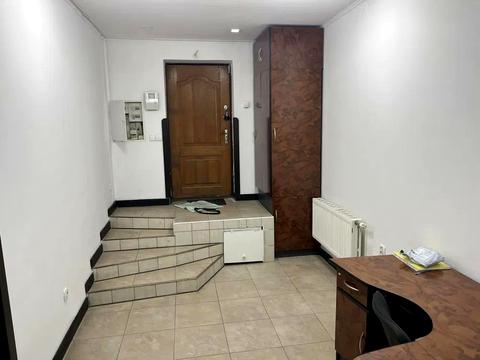 комерційна за адресою Михайла Коцюбинського вул., 23