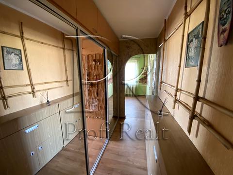 квартира за адресою Академіка Булаховського вул., 30-Б