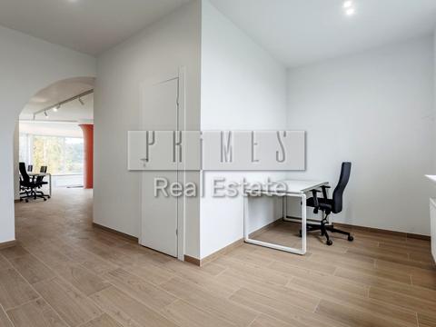 коммерческая по адресу Рыболовецкая ул., 2