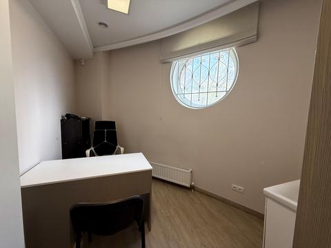 комерційна за адресою Шампанський пров., 9