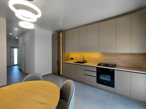 будинок за адресою Весняна вул.