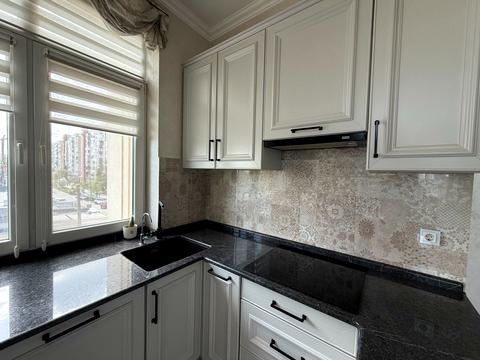 квартира за адресою В'ячеслава Чорновола просп. (), 75