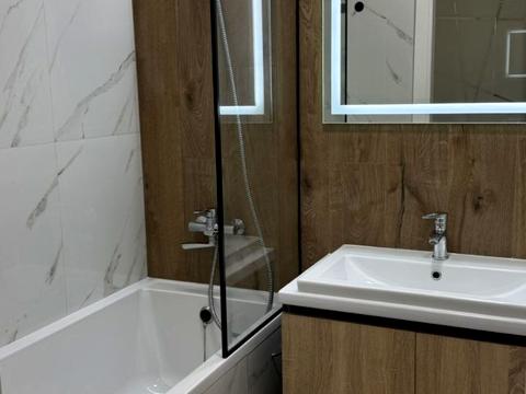 квартира за адресою Миру вул., 4-В