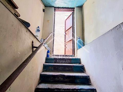 комерційна за адресою Панаса Мирного вул., 17