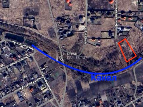 ділянка за адресою Весняна