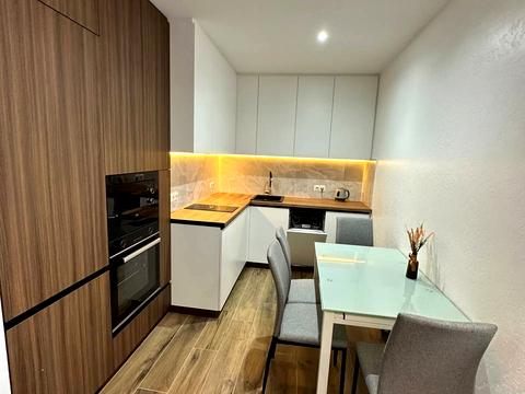 квартира за адресою Романа Левицького вул., (Будинок 7)