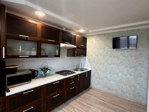 будинок за адресою Чорновола