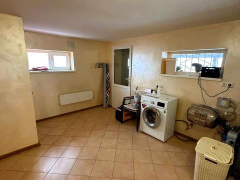 будинок за адресою Чорновола