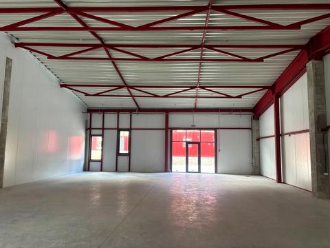 комерційна за адресою Дмитра Яворницького вул., 48