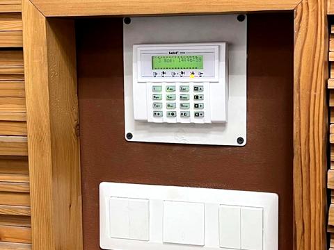 коммерческая по адресу Грушевского ул., 13