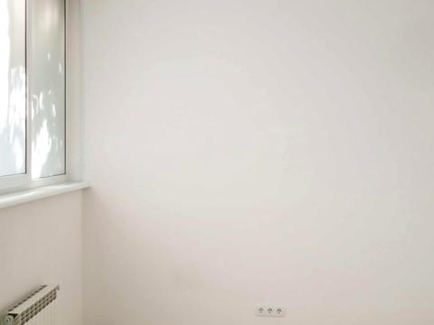 комерційна за адресою Назарівська вул. (Вєтрова), 7-Б