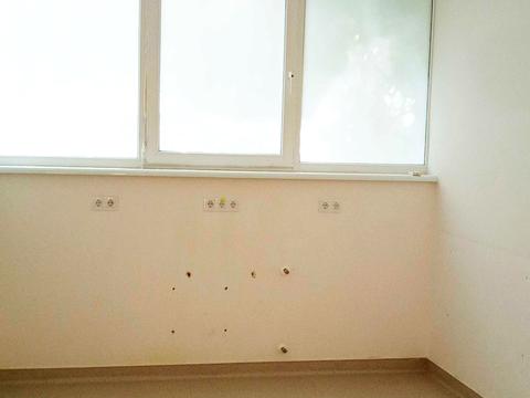 комерційна за адресою Назарівська вул. (Вєтрова), 7-Б