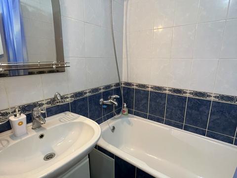 квартира по адресу Героев Днепра ул., 42