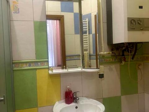 квартира за адресою Професора Якима Яреми вул., 4