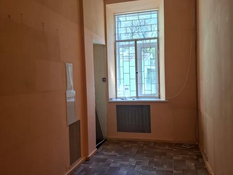 комерційна за адресою Січових Стрільців вул. (Артема), 57