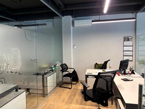 коммерческая по адресу Дорожна, 58