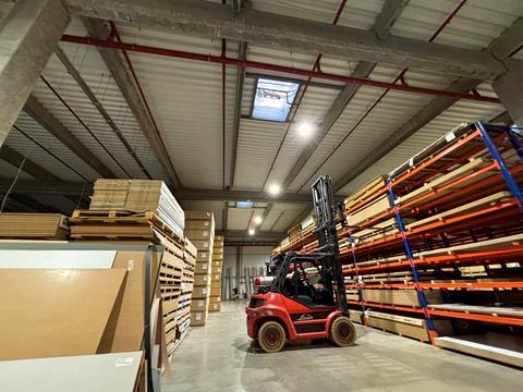 коммерческая по адресу Дорожна, 58