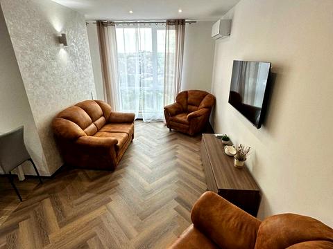 квартира за адресою Романа Левицького вул., (Будинок 2)