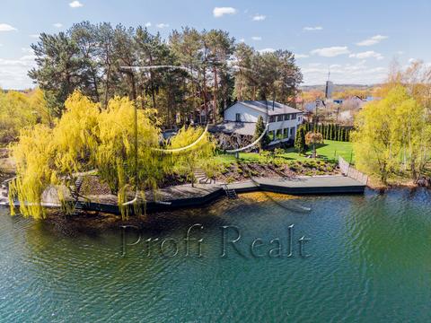 будинок за адресою Озерна вул.