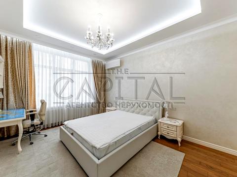 квартира по адресу Андрея Верхогляда ул. (Михайла Драгомирова), 17