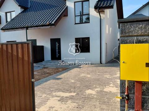 будинок за адресою Олега Ольжича, 10