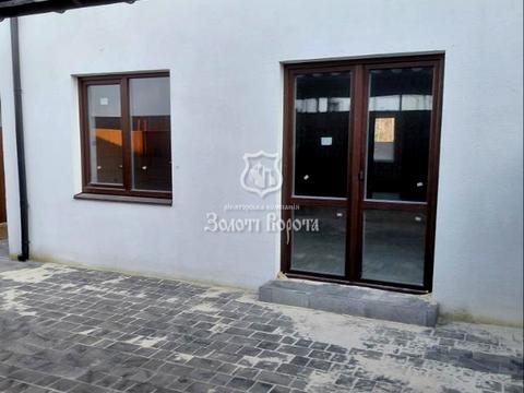 будинок за адресою Олега Ольжича, 10