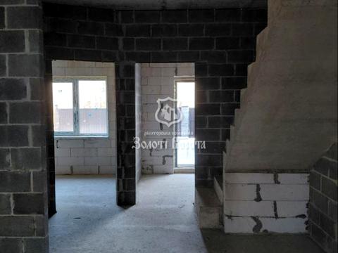 будинок за адресою Олега Ольжича, 10