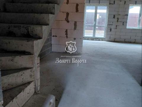 будинок за адресою Олега Ольжича, 10