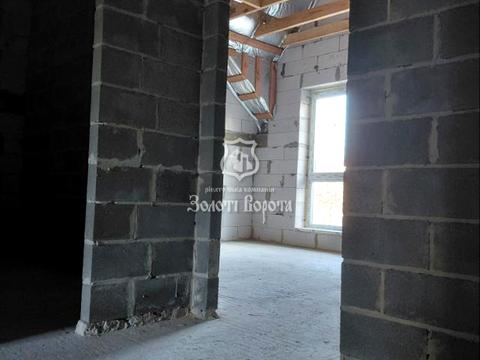 будинок за адресою Олега Ольжича, 10