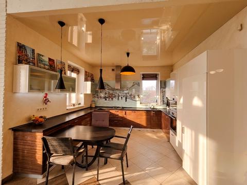 будинок за адресою Робоча, 1