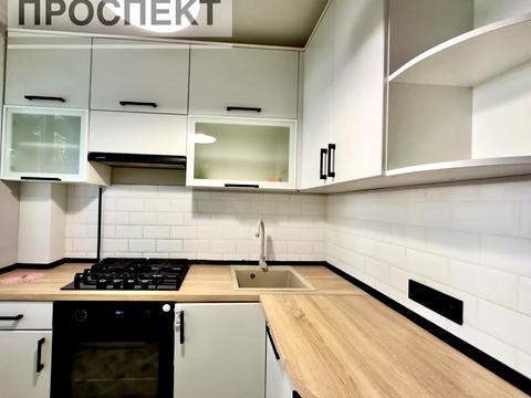 квартира по адресу Лебединская ул., 10