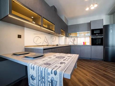 квартира по адресу Андрея Верхогляда ул. (Михайла Драгомирова), 11