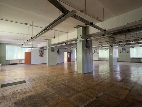 комерційна за адресою В'ячеслава Липинського вул. (), 23