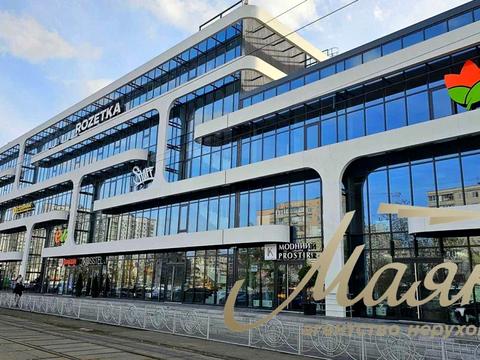комерційна за адресою Героїв полку "Азов" вул. (Маршала Малиновського), 12а