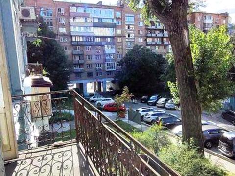 квартира за адресою Лабораторна вул., 11