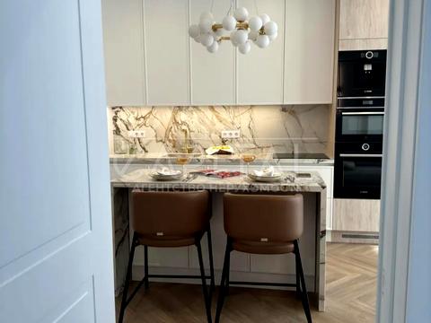 квартира за адресою Андрія Верхогляда вул. (Михайла Драгомирова), 16