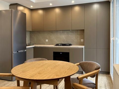 квартира за адресою Білогірська вул., (Будинок)