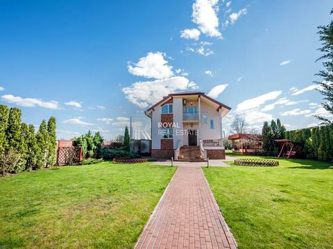 дом по адресу Лесі Українки