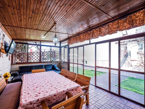 дом по адресу Лесі Українки