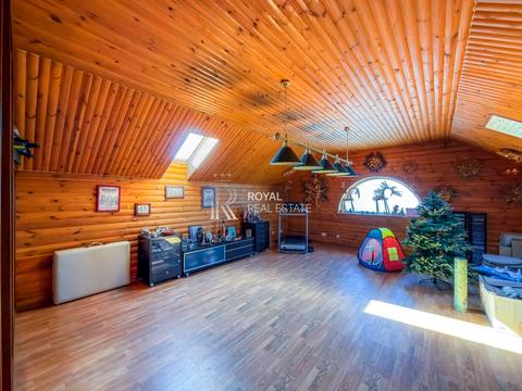 дом по адресу Лесі Українки