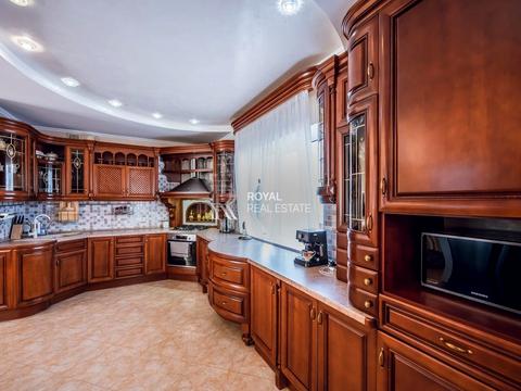 дом по адресу Лесі Українки