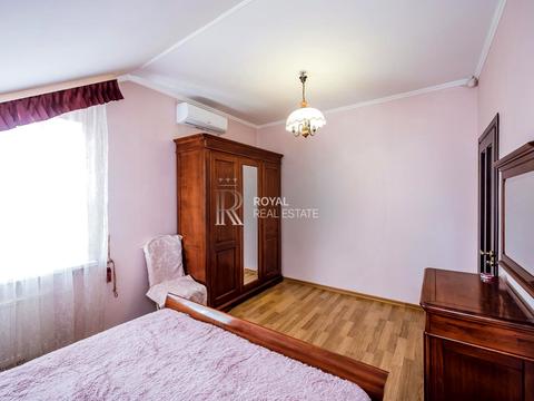 дом по адресу Лесі Українки