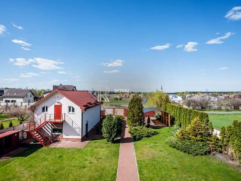 дом по адресу Лесі Українки