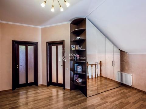 дом по адресу Лесі Українки