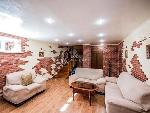 дом по адресу Лесі Українки