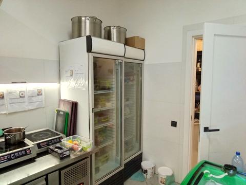 комерційна за адресою Пилипа Орлика просп., 16