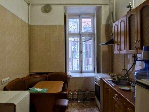 комерційна за адресою Пантелеймонівська вул., 28